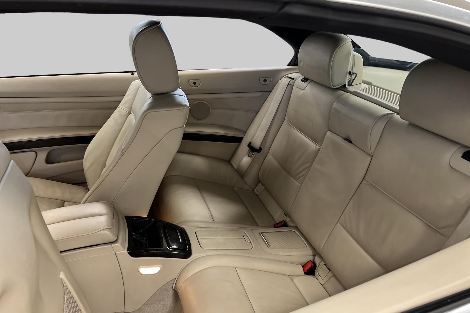 BMW 3-sarja iso kuva 10