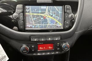 Kia cee'd esikatselu 14