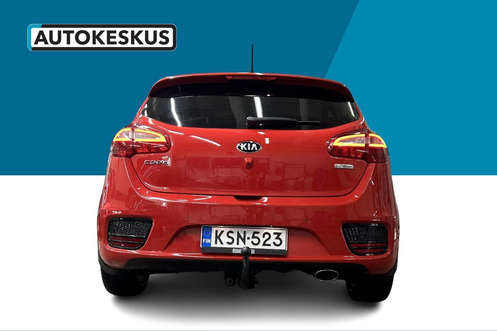 Kia cee'd iso kuva 6