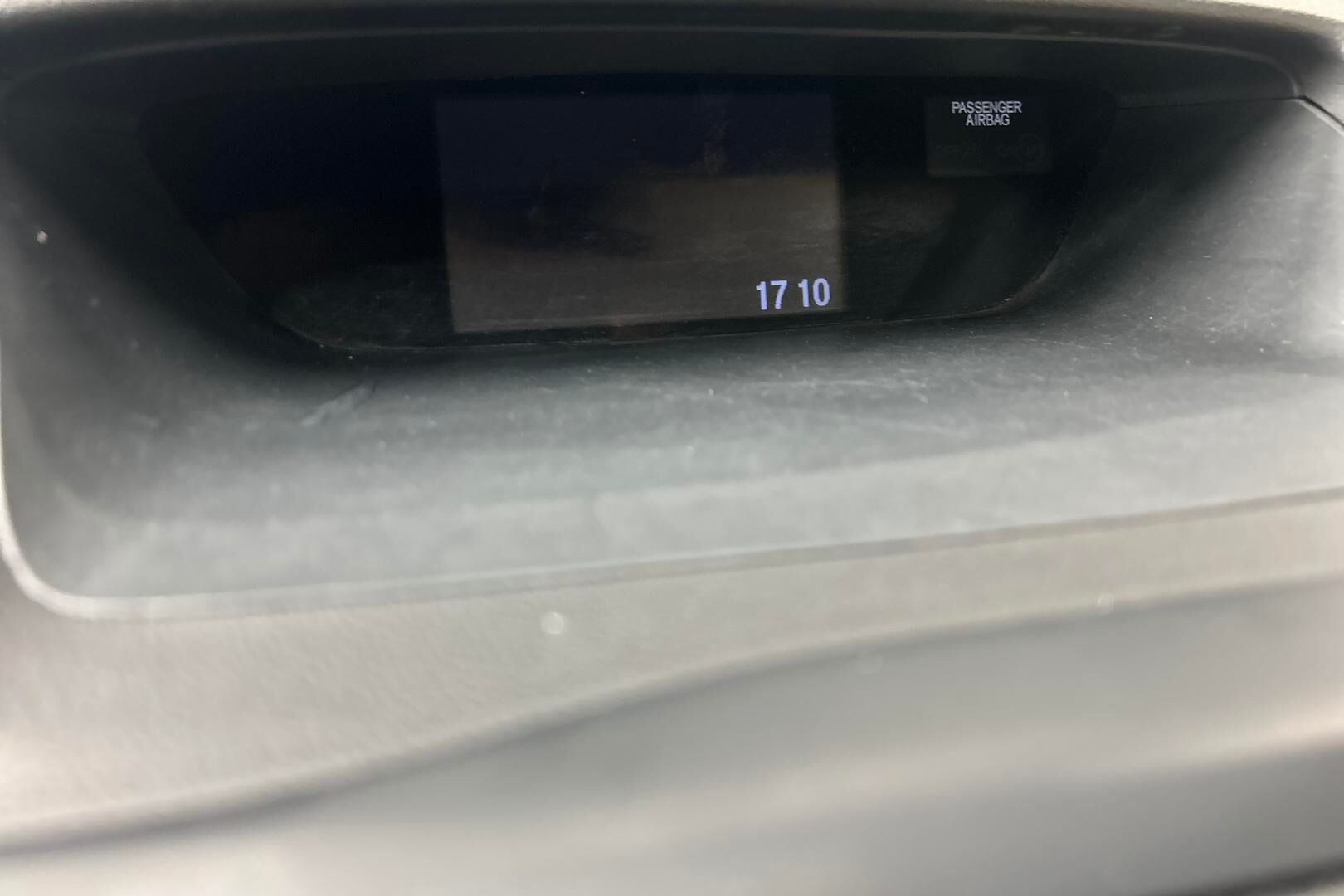 Honda CR-V iso kuva 24