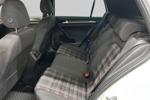 Volkswagen Golf esikatselu 10