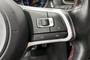 Volkswagen Golf esikatselu 16