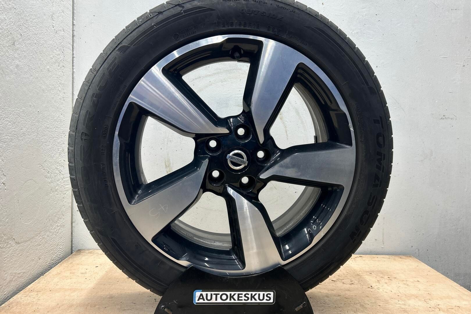 Nissan Qashqai iso kuva 7