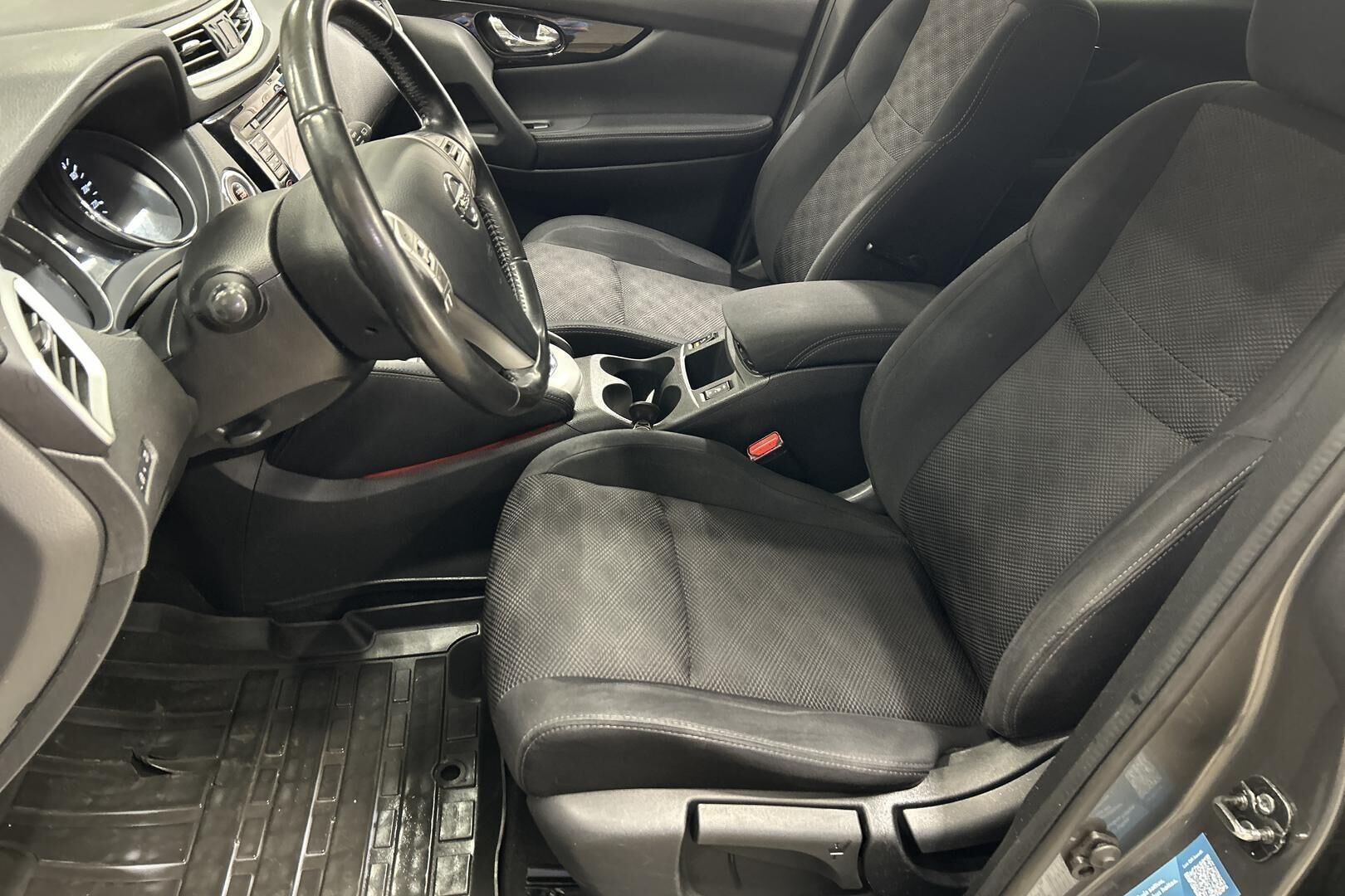 Nissan Qashqai iso kuva 19