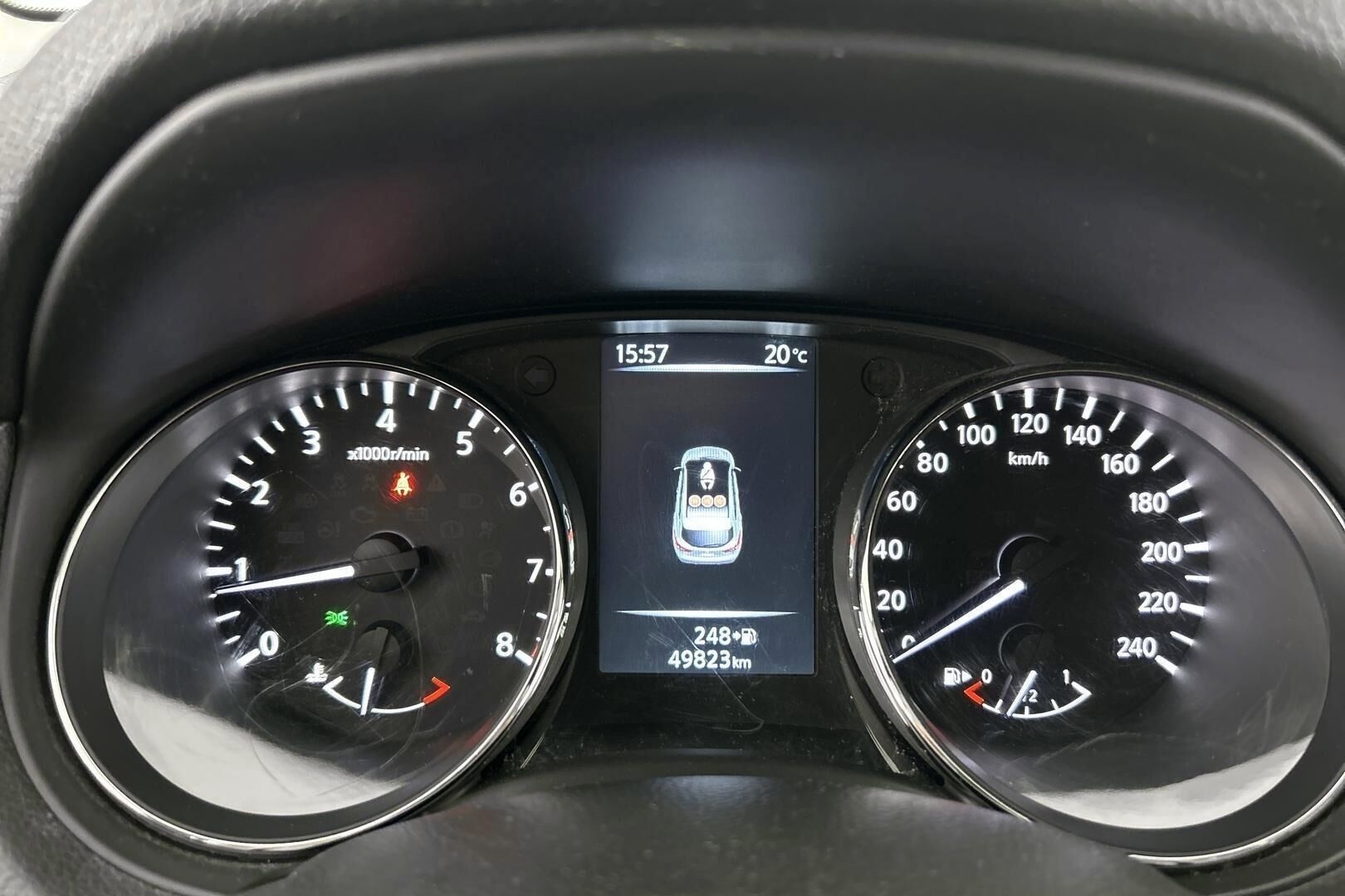Nissan Qashqai iso kuva 15