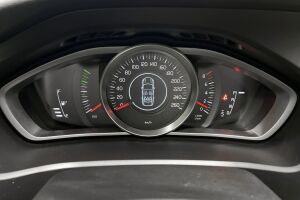 Volvo V40 esikatselu 14