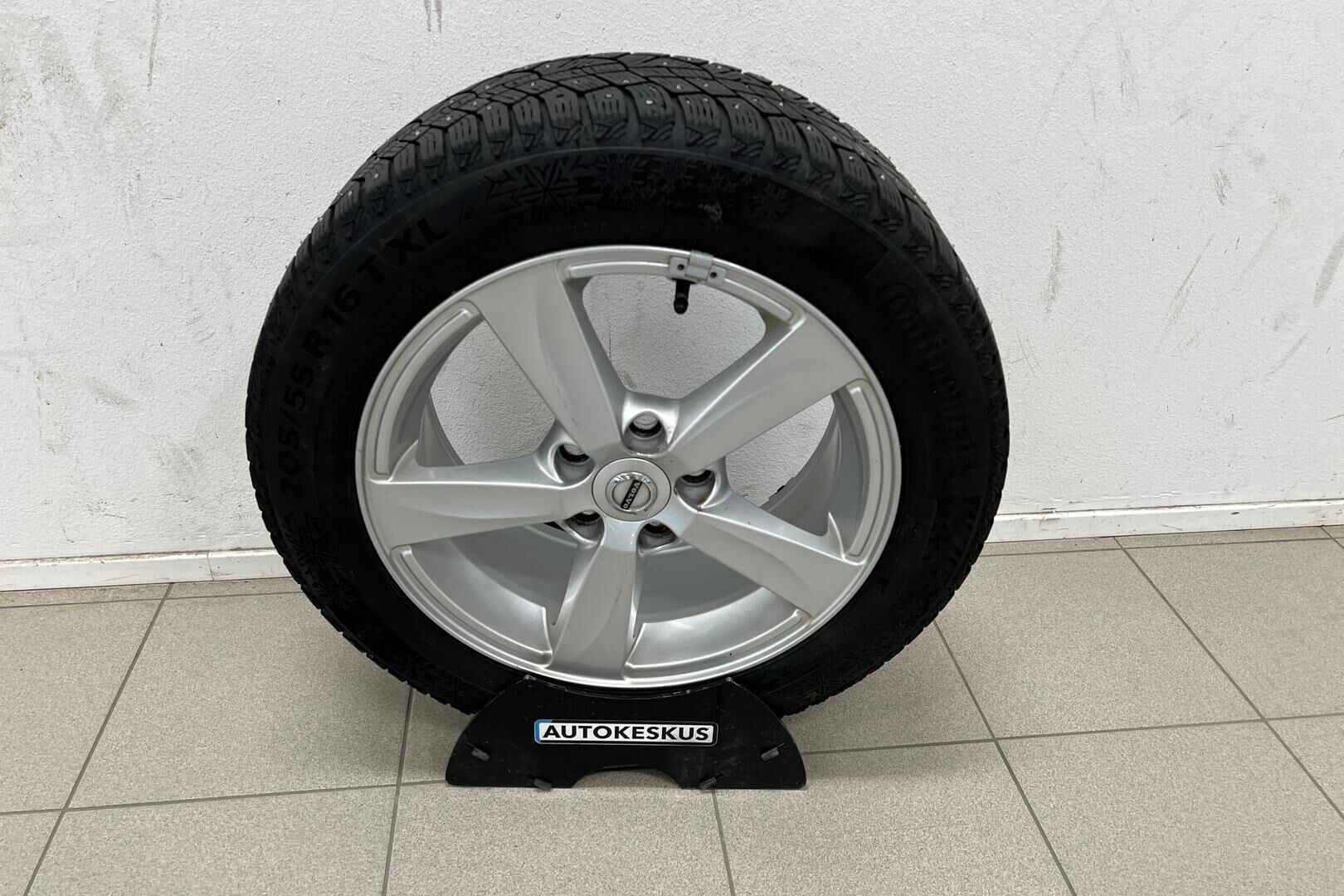 Volvo V40 iso kuva 21