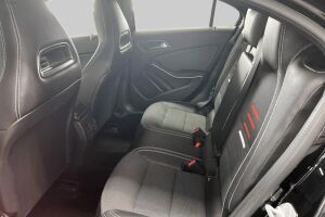 Mercedes-Benz A esikatselu 10