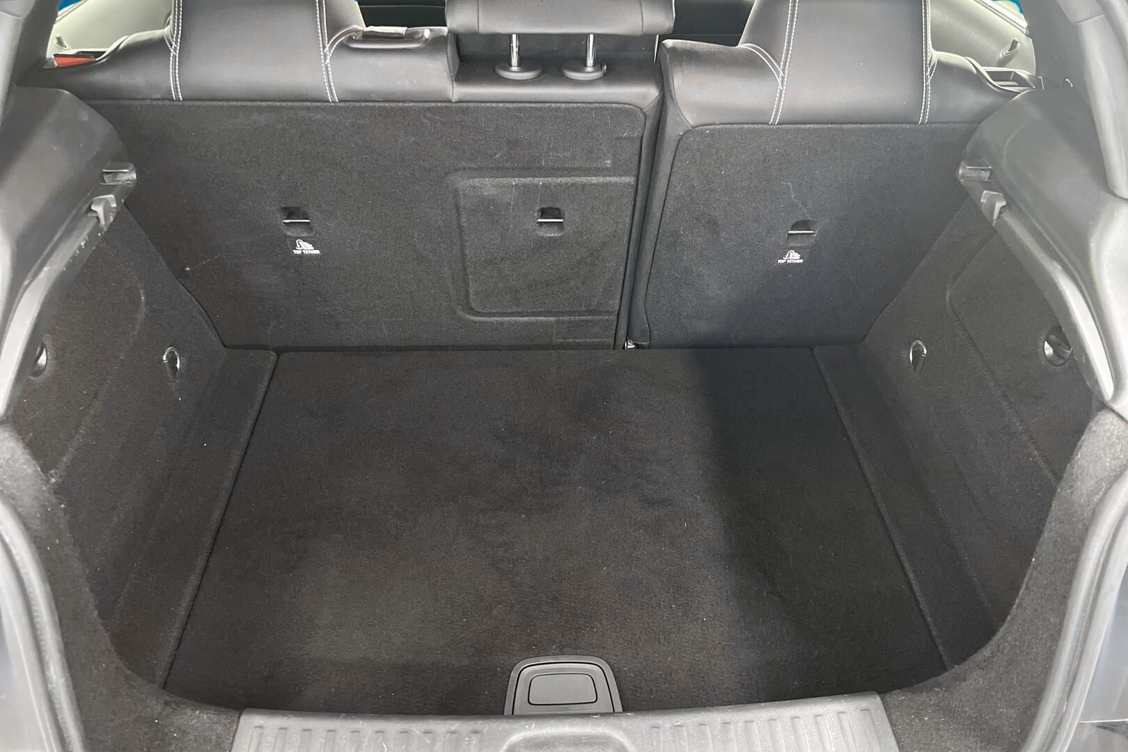 Mercedes-Benz A iso kuva 12