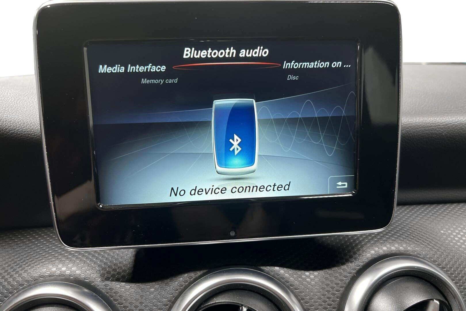 Mercedes-Benz A iso kuva 15