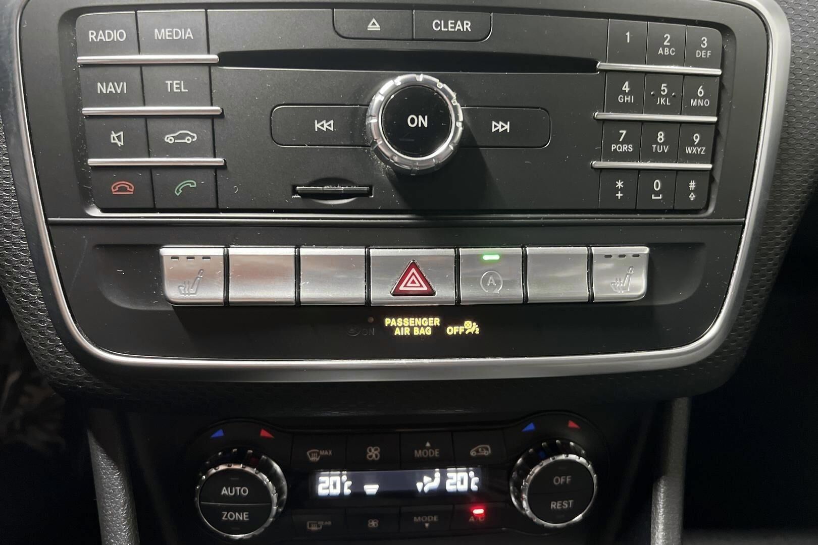 Mercedes-Benz A iso kuva 16