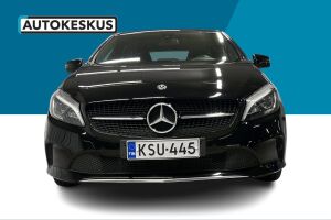 Mercedes-Benz A esikatselu 2