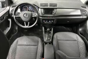 Skoda Fabia esikatselu 11