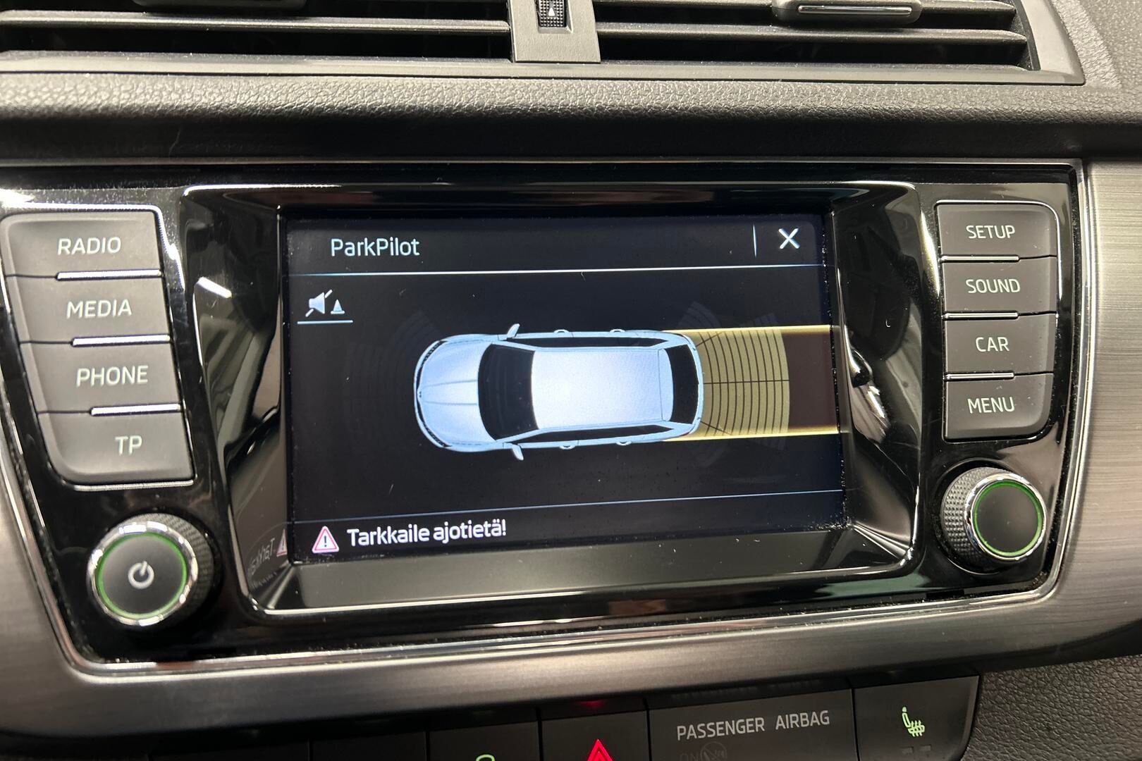 Skoda Fabia iso kuva 16