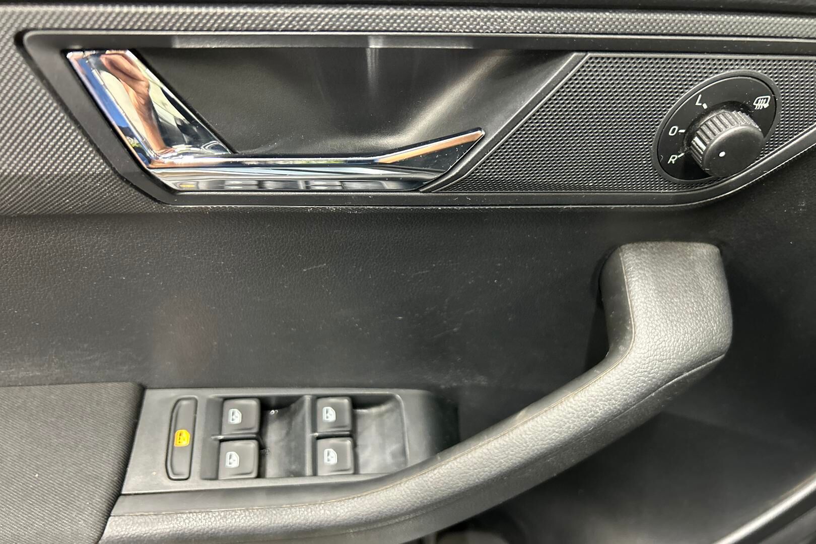 Skoda Fabia iso kuva 22