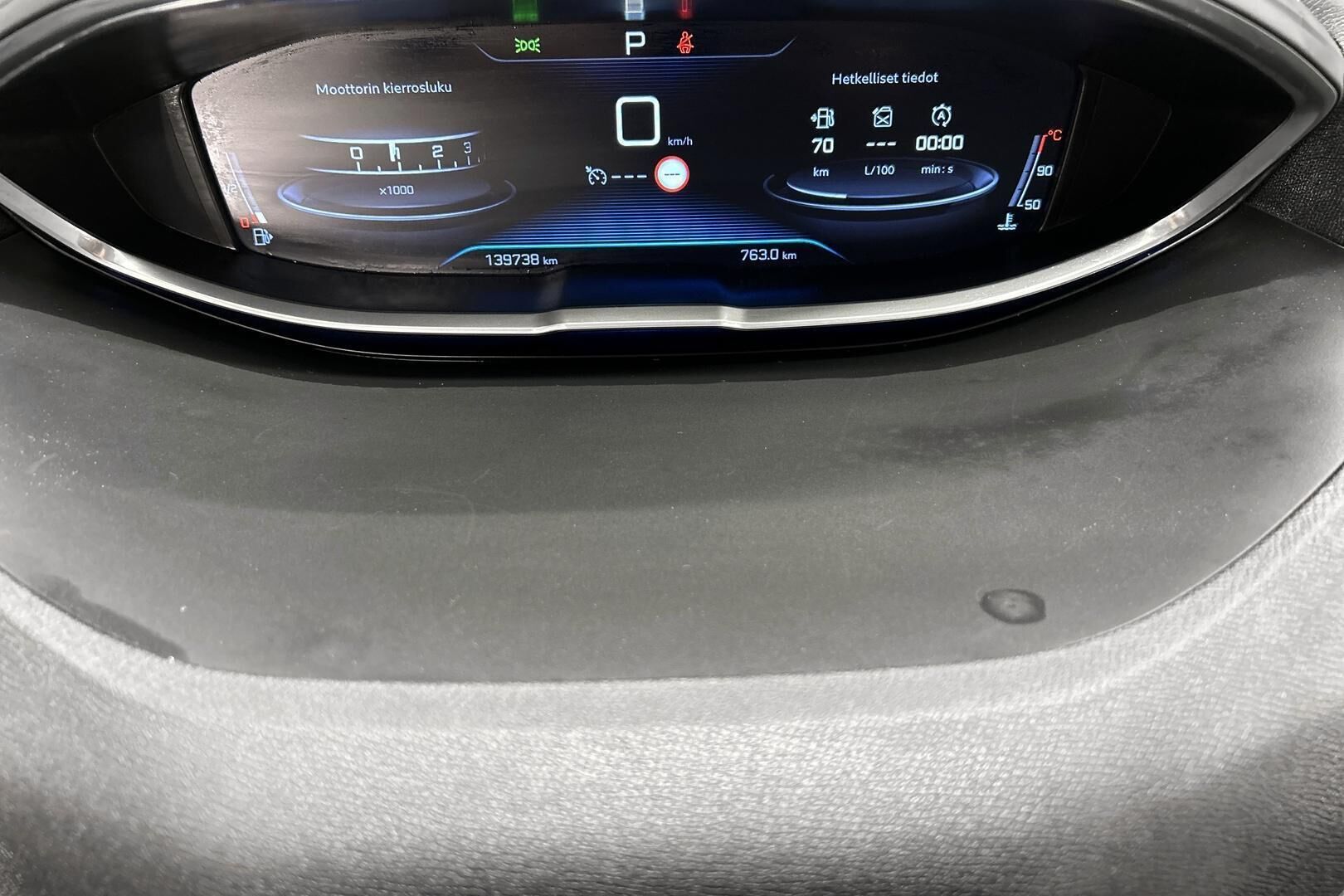 Peugeot 3008 iso kuva 13