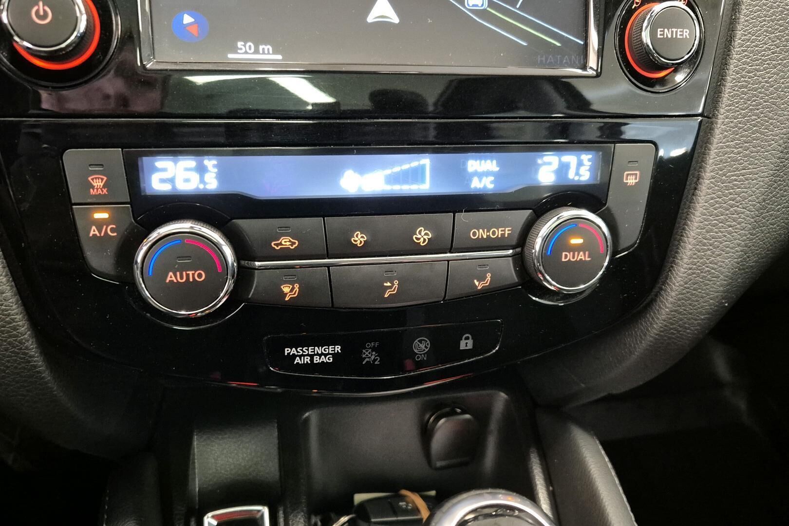 Nissan Qashqai iso kuva 17