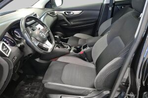 Nissan Qashqai esikatselu 10