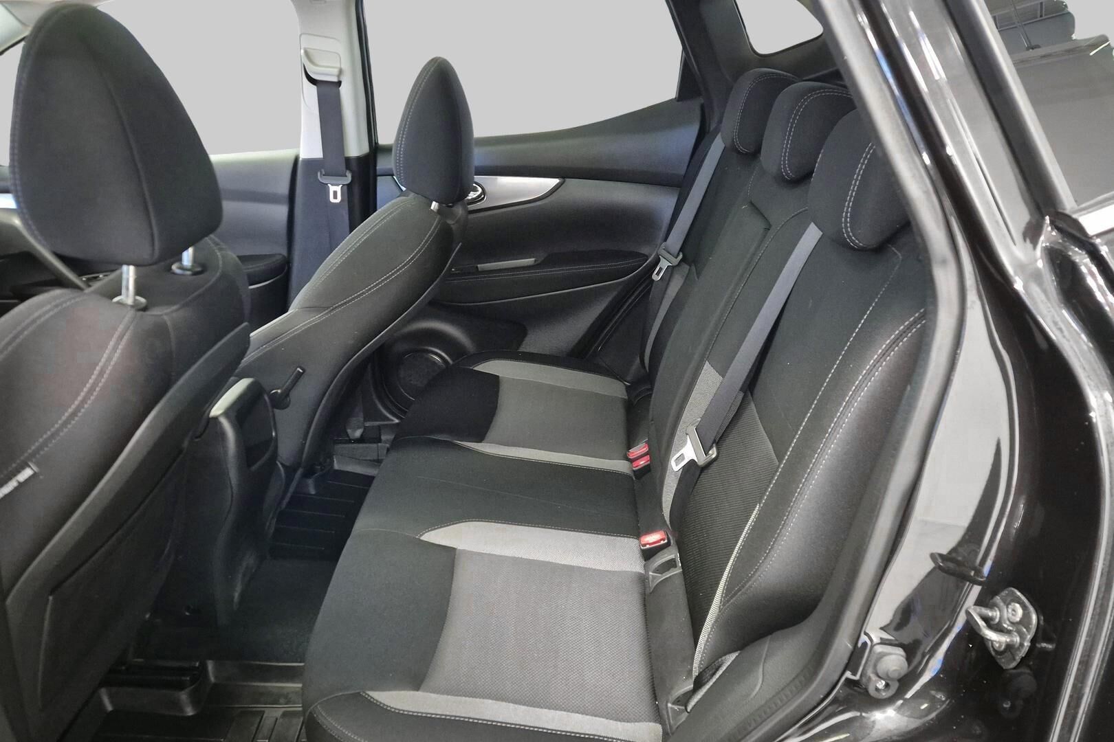 Nissan Qashqai iso kuva 11