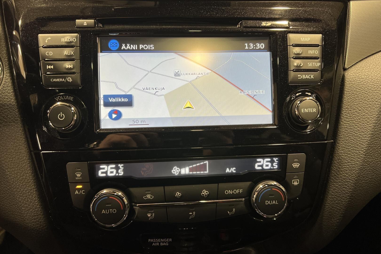 Nissan Qashqai iso kuva 17