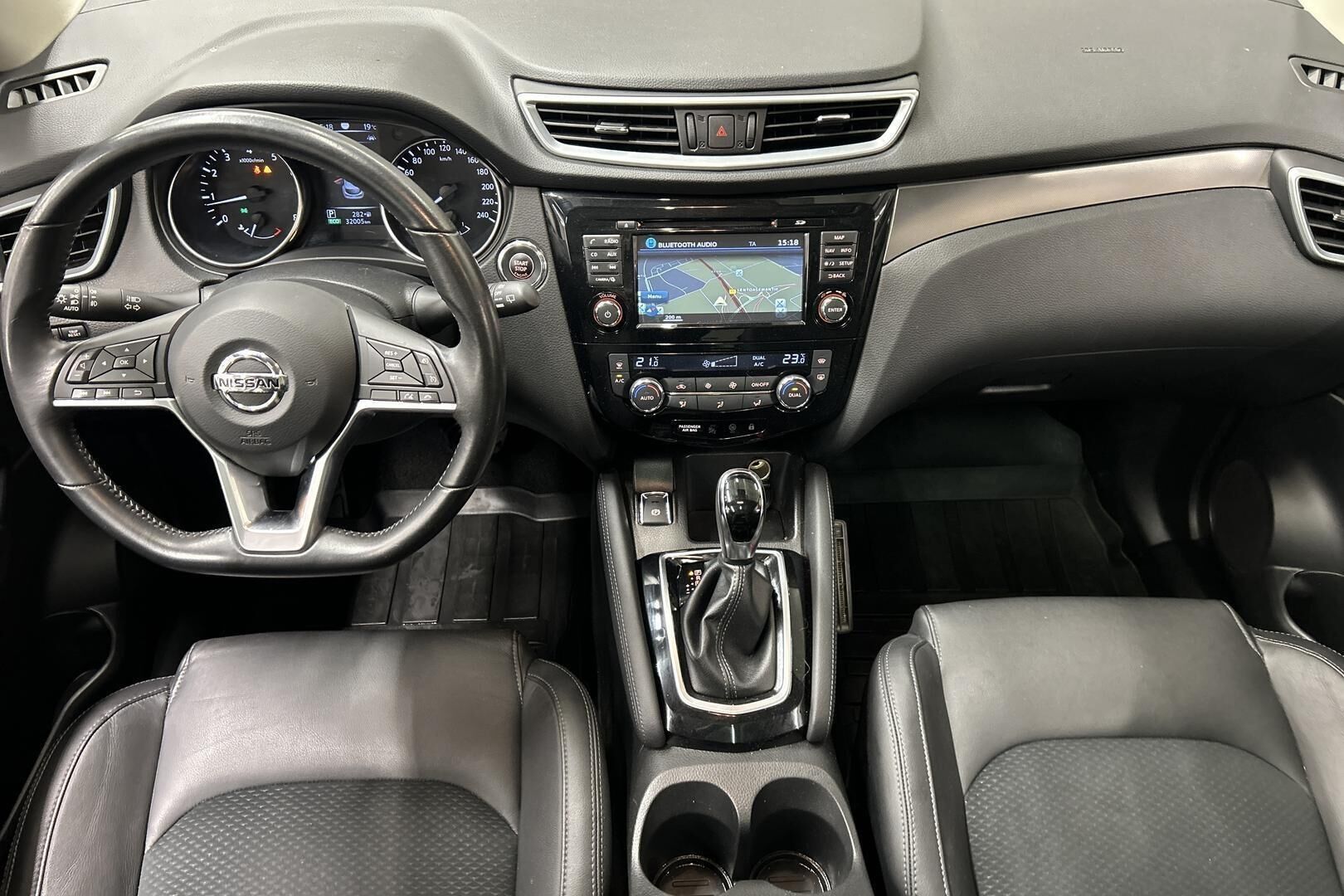 Nissan Qashqai iso kuva 11