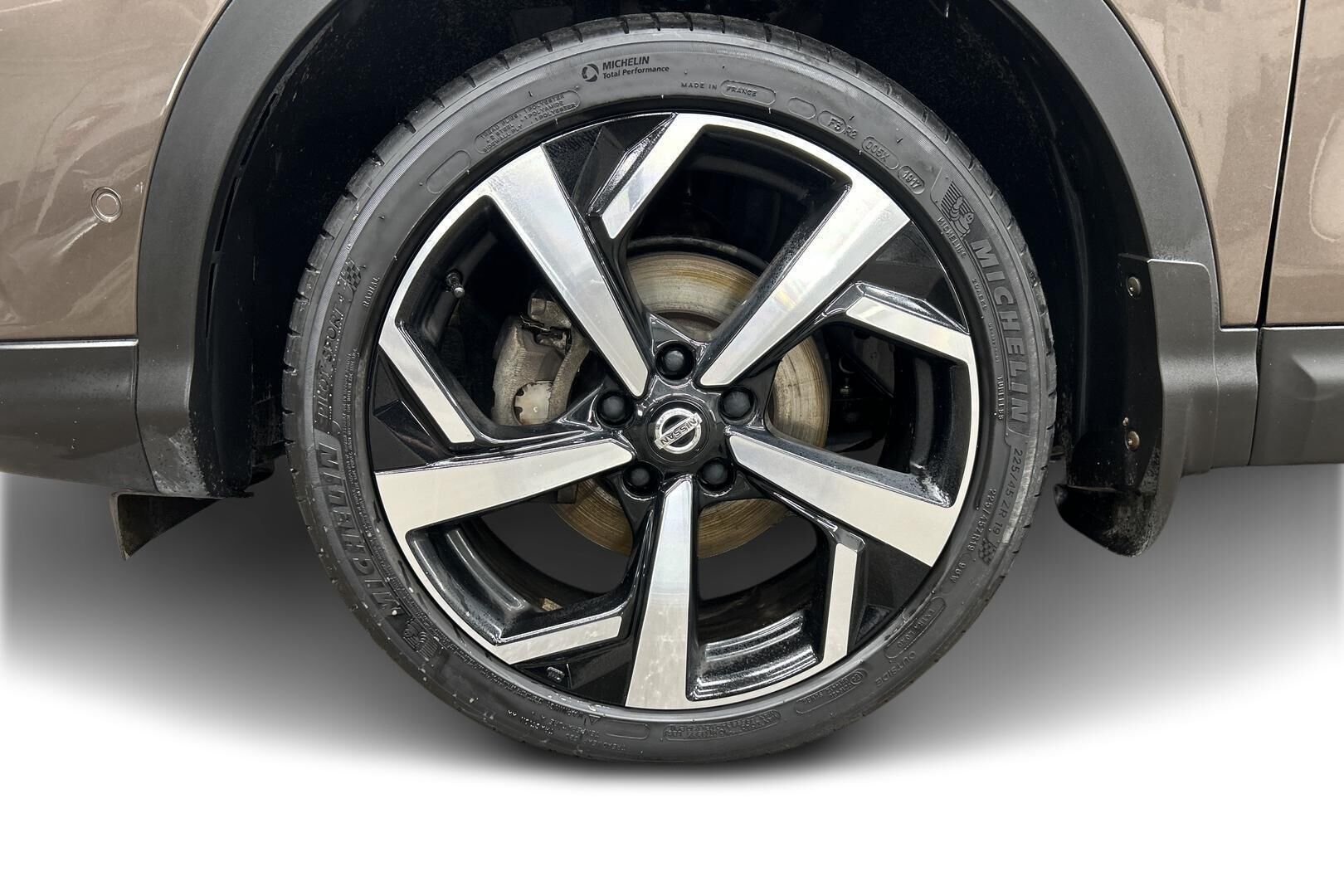 Nissan Qashqai iso kuva 13