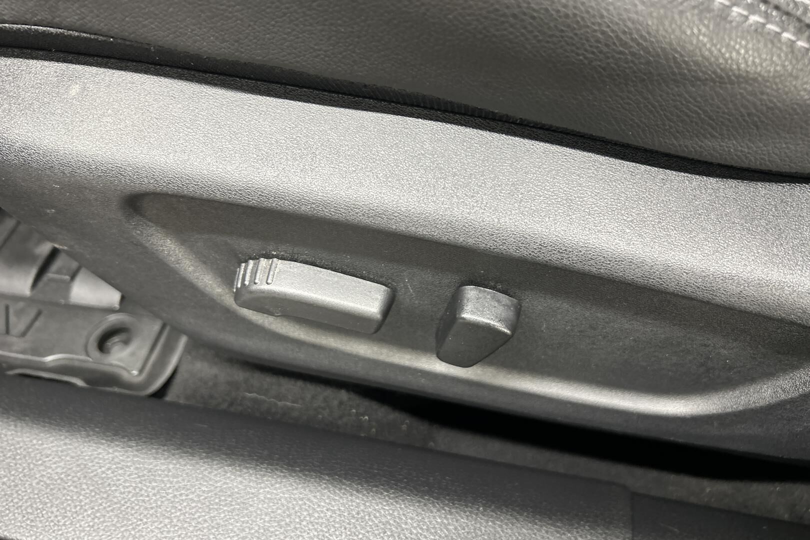 Nissan Qashqai iso kuva 15