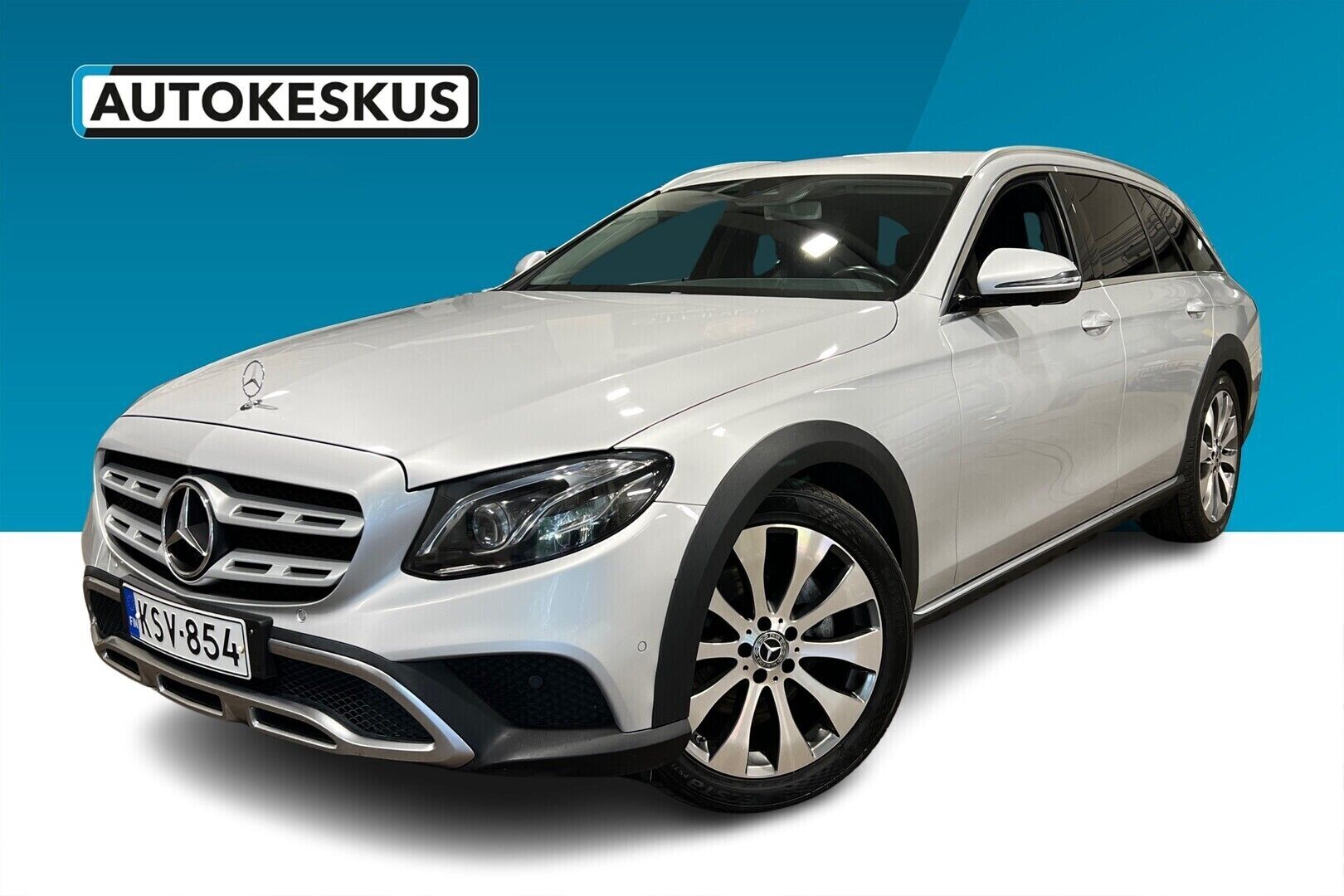 Mercedes-Benz E iso kuva 9
