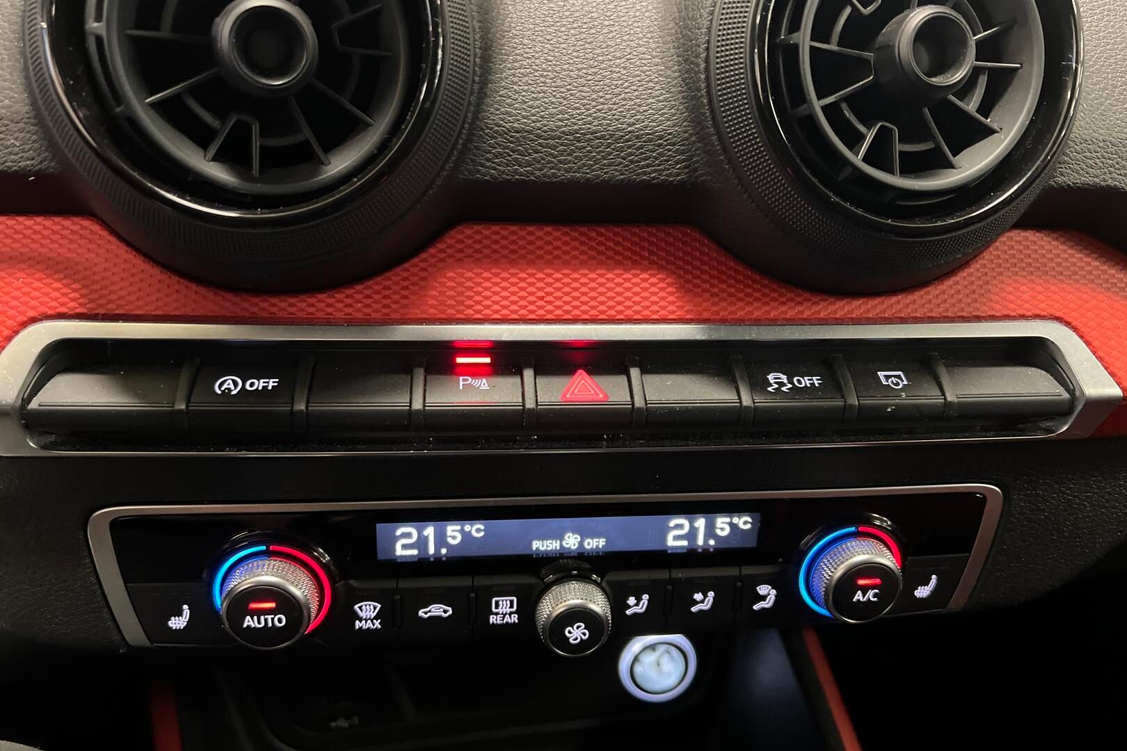 Audi Q2 iso kuva 16