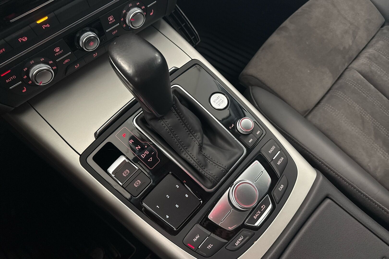 Audi A6 iso kuva 13