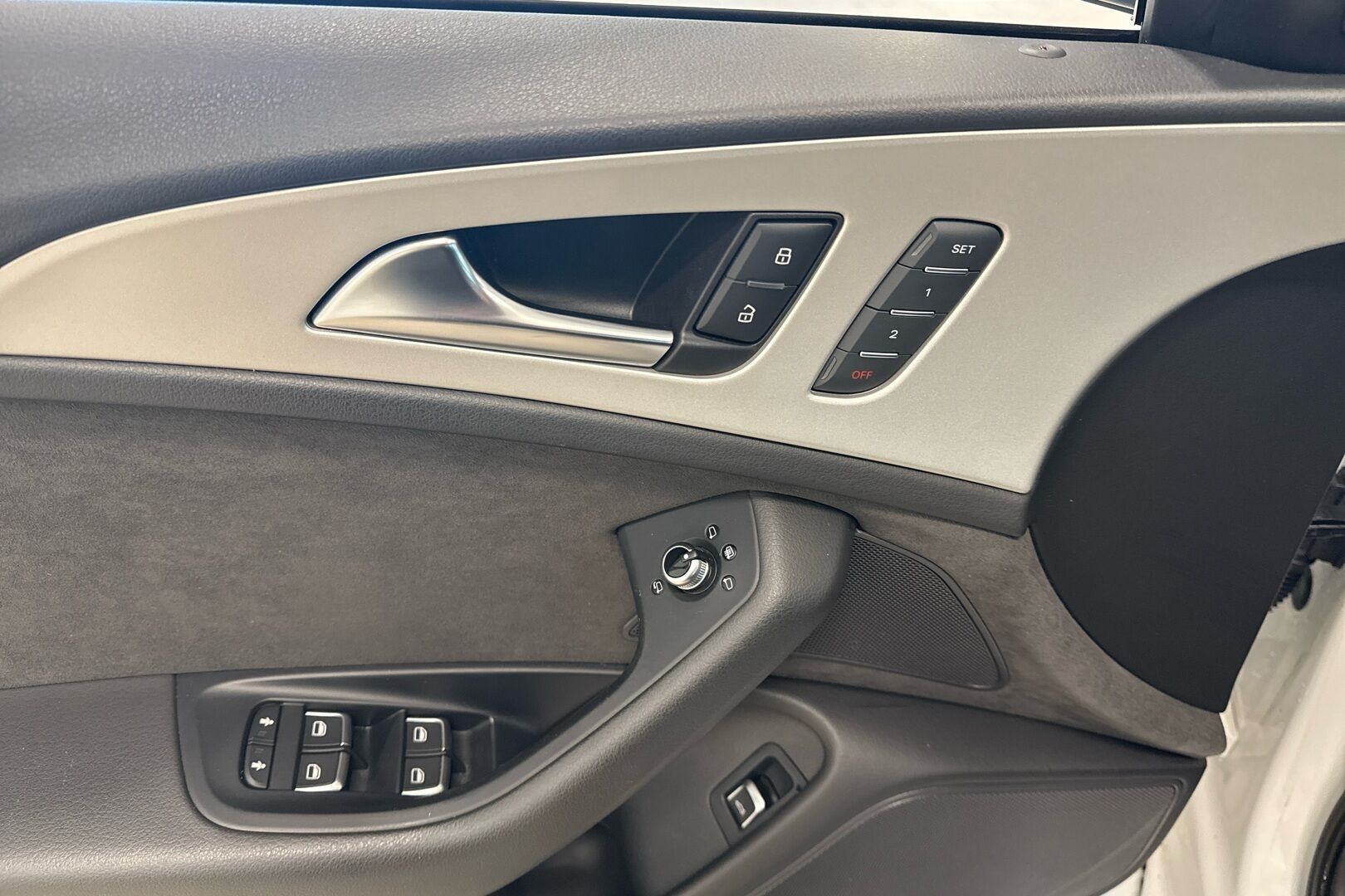 Audi A6 iso kuva 16
