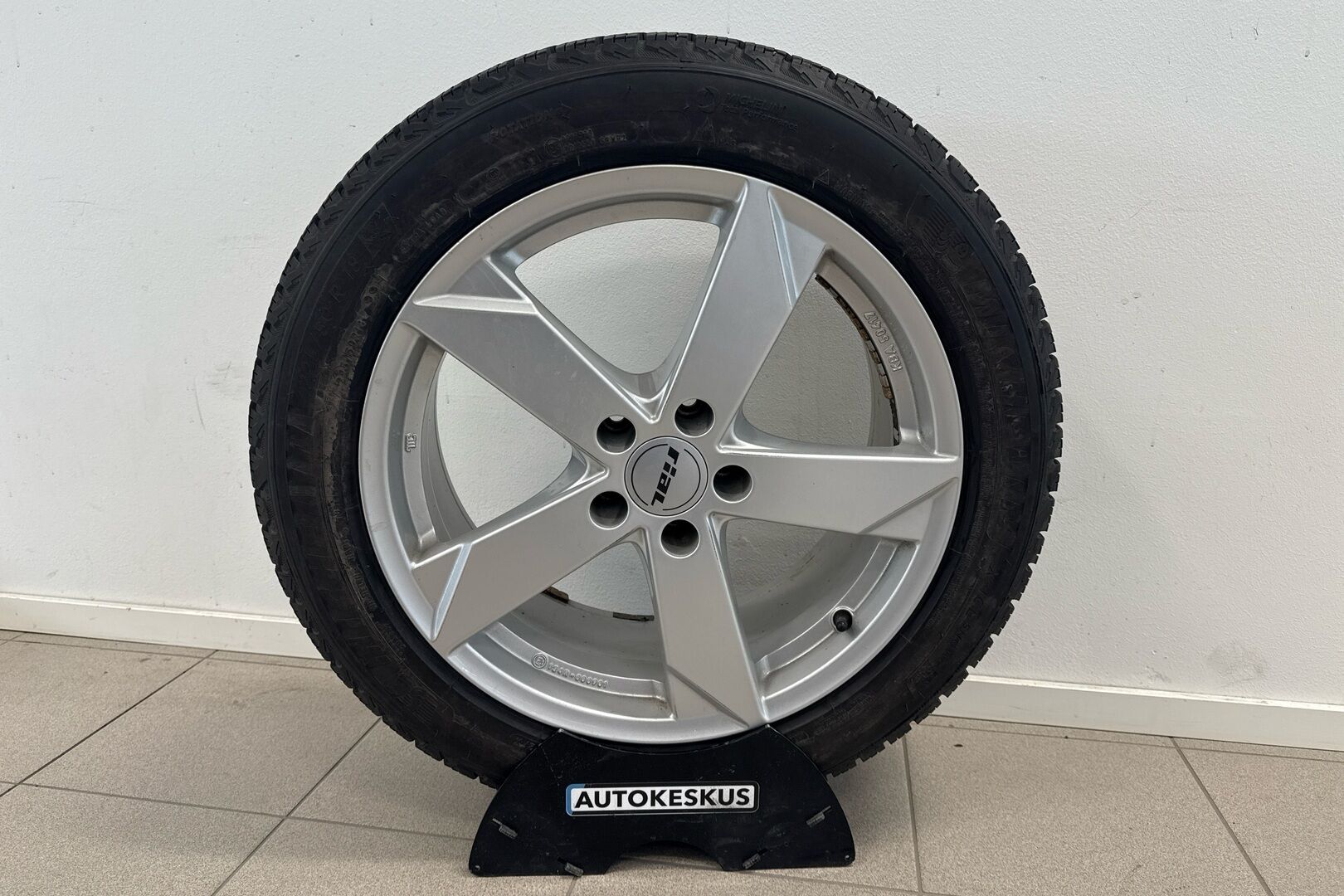 Audi A6 iso kuva 18