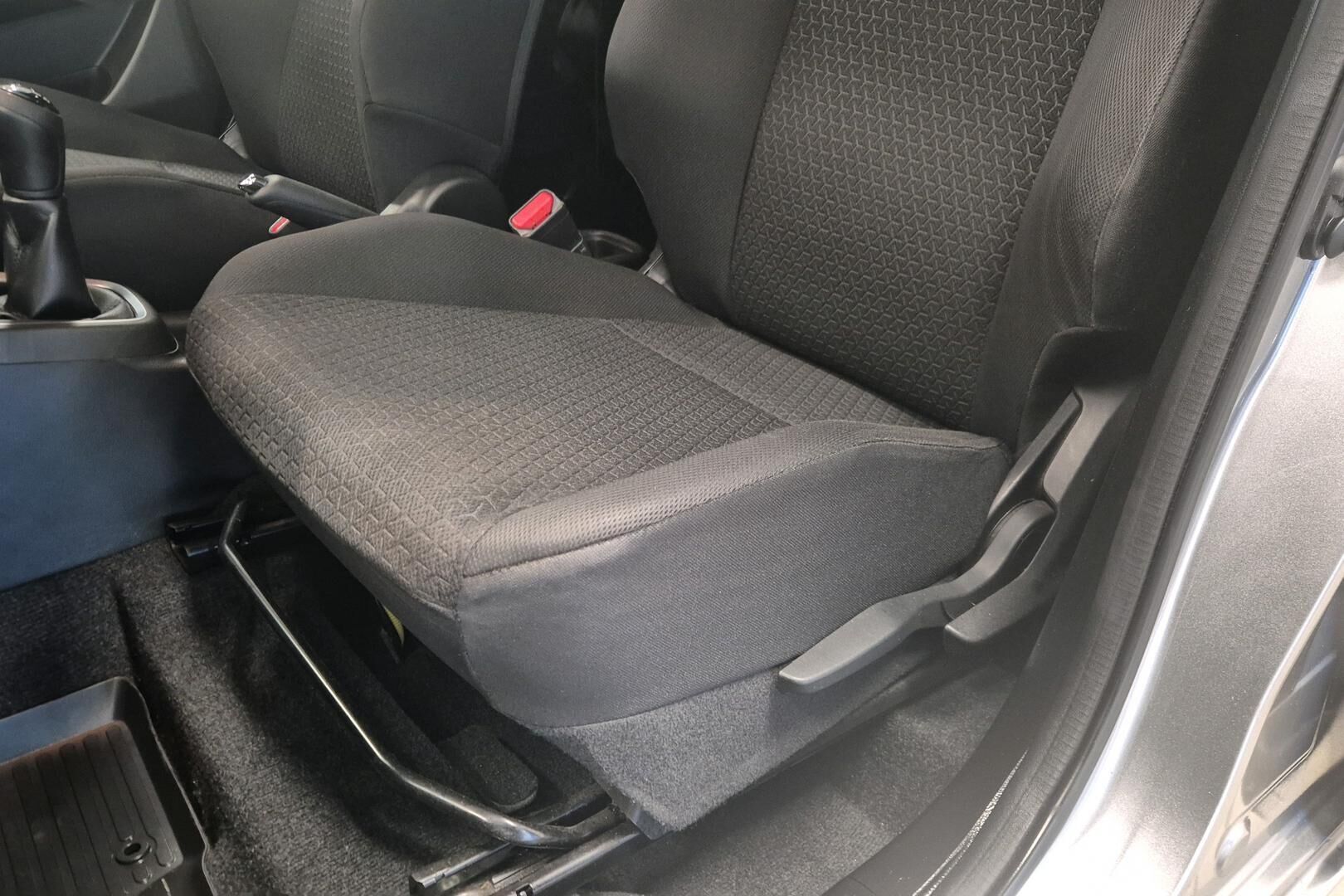 Suzuki Swift iso kuva 22