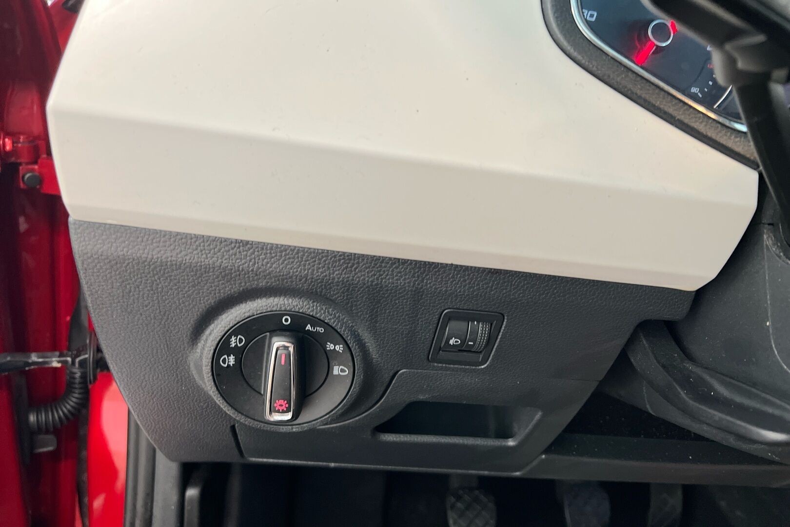 Seat Arona iso kuva 18