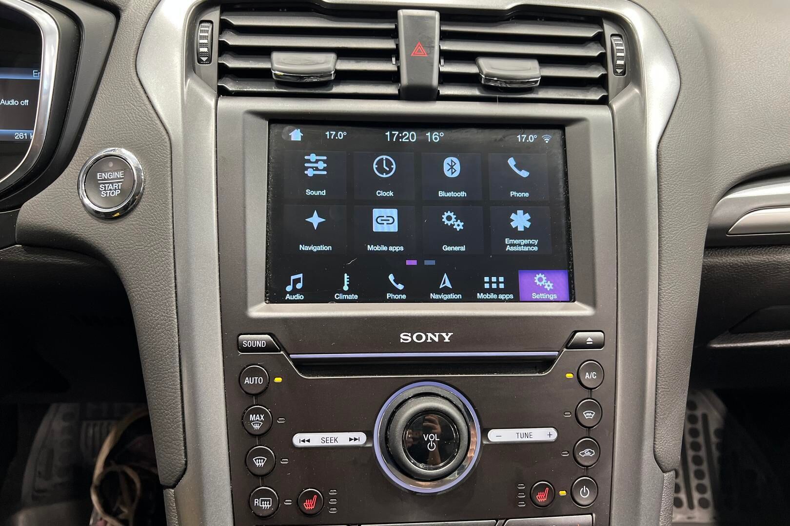 Ford Mondeo iso kuva 18