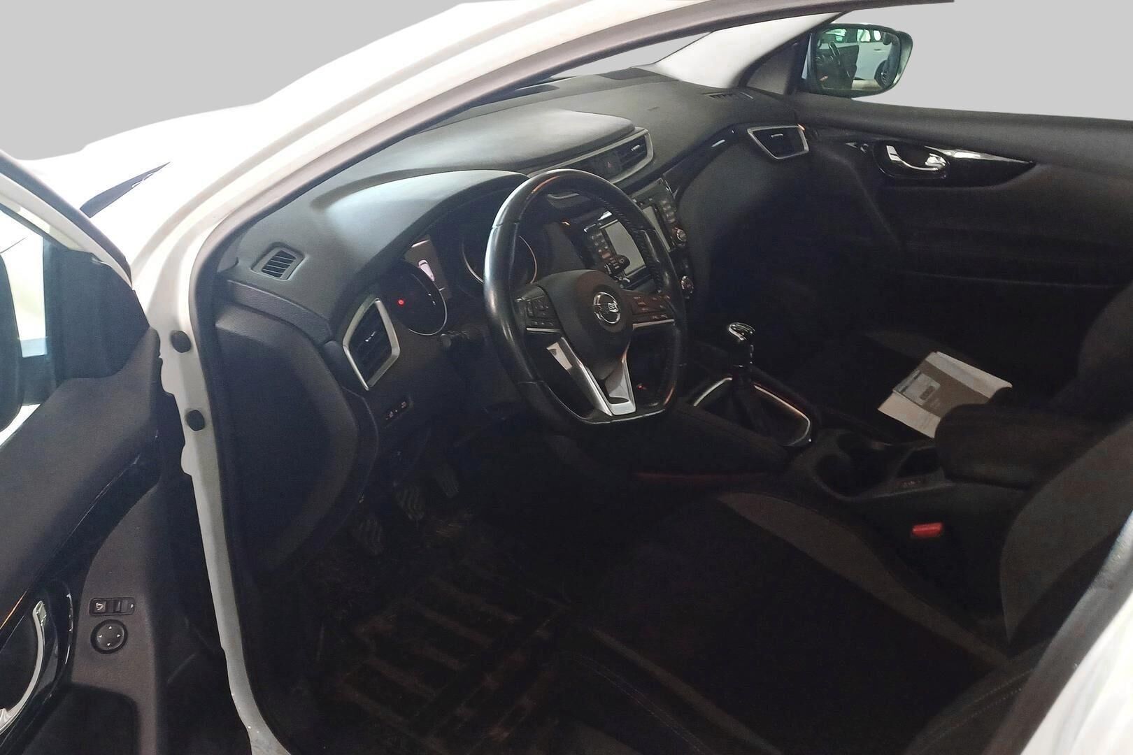 Nissan Qashqai iso kuva 2