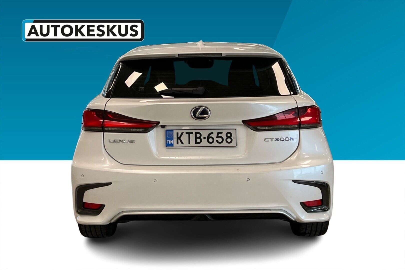 Lexus CT iso kuva 2