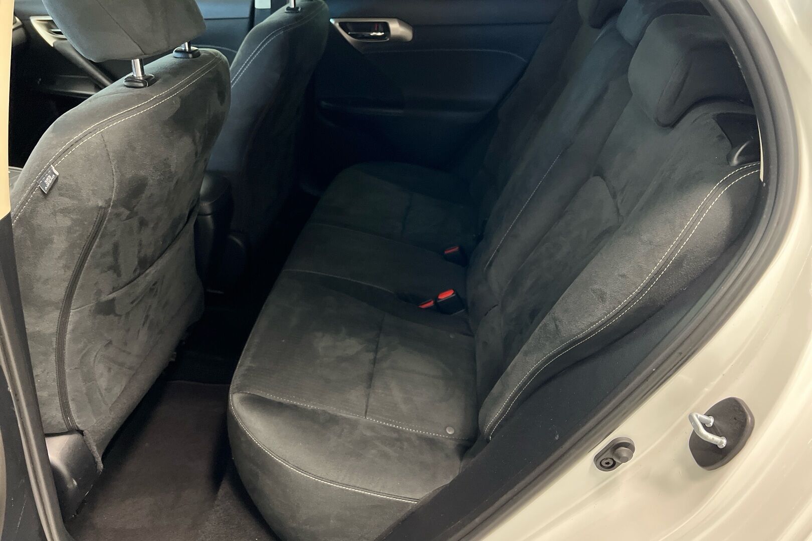 Lexus CT iso kuva 8