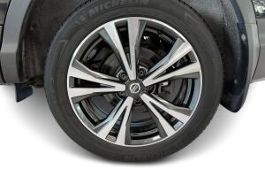 Nissan Qashqai esikatselu 11