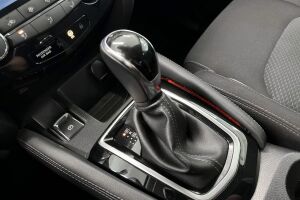Nissan Qashqai esikatselu 13