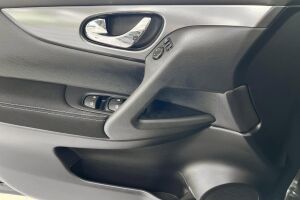 Nissan Qashqai esikatselu 17