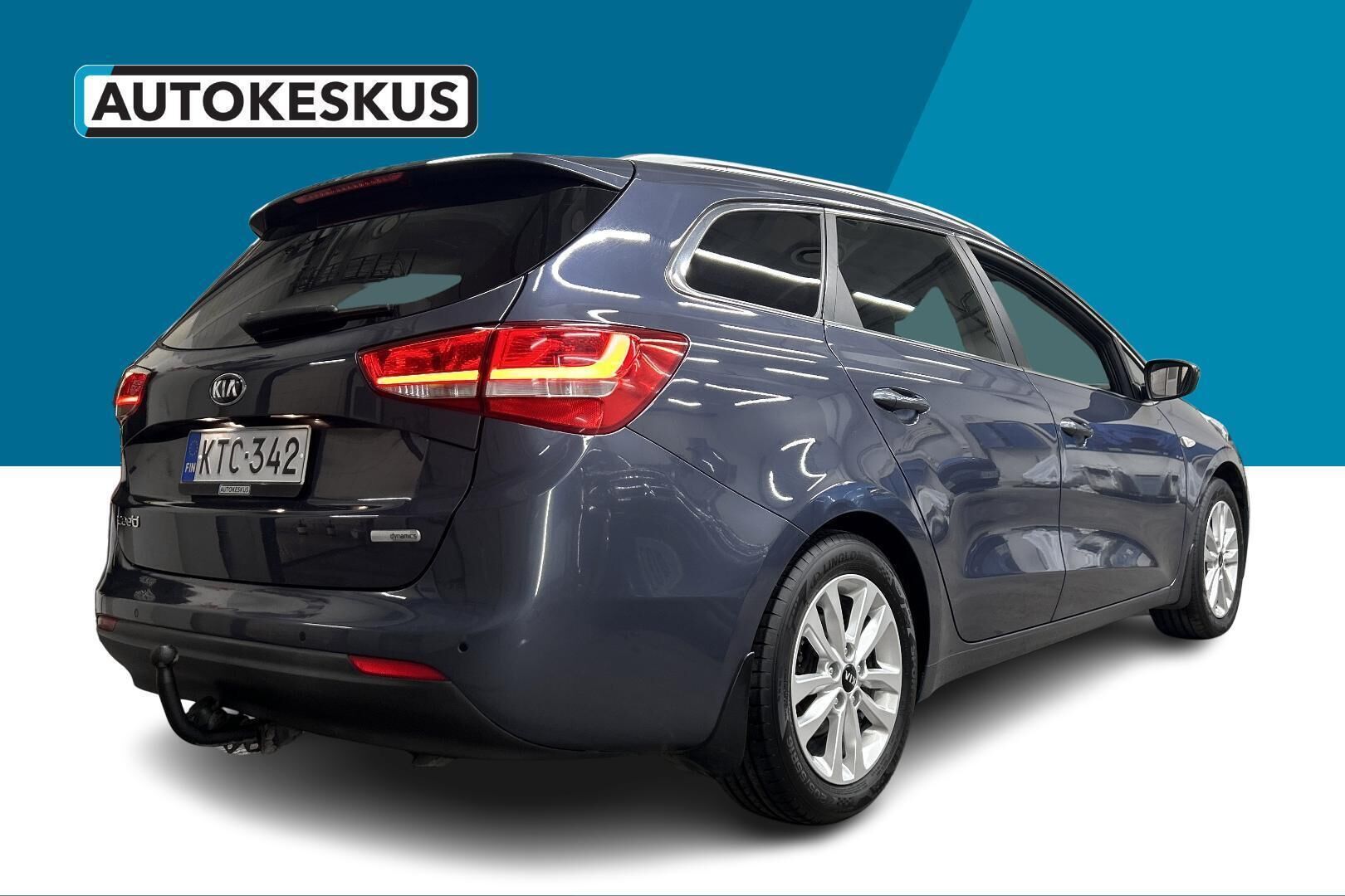 Kia cee'd iso kuva 4