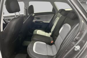 Kia cee'd esikatselu 9