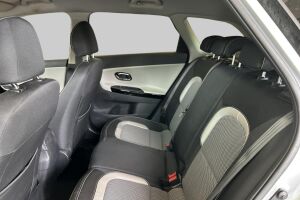 Kia cee'd esikatselu 10