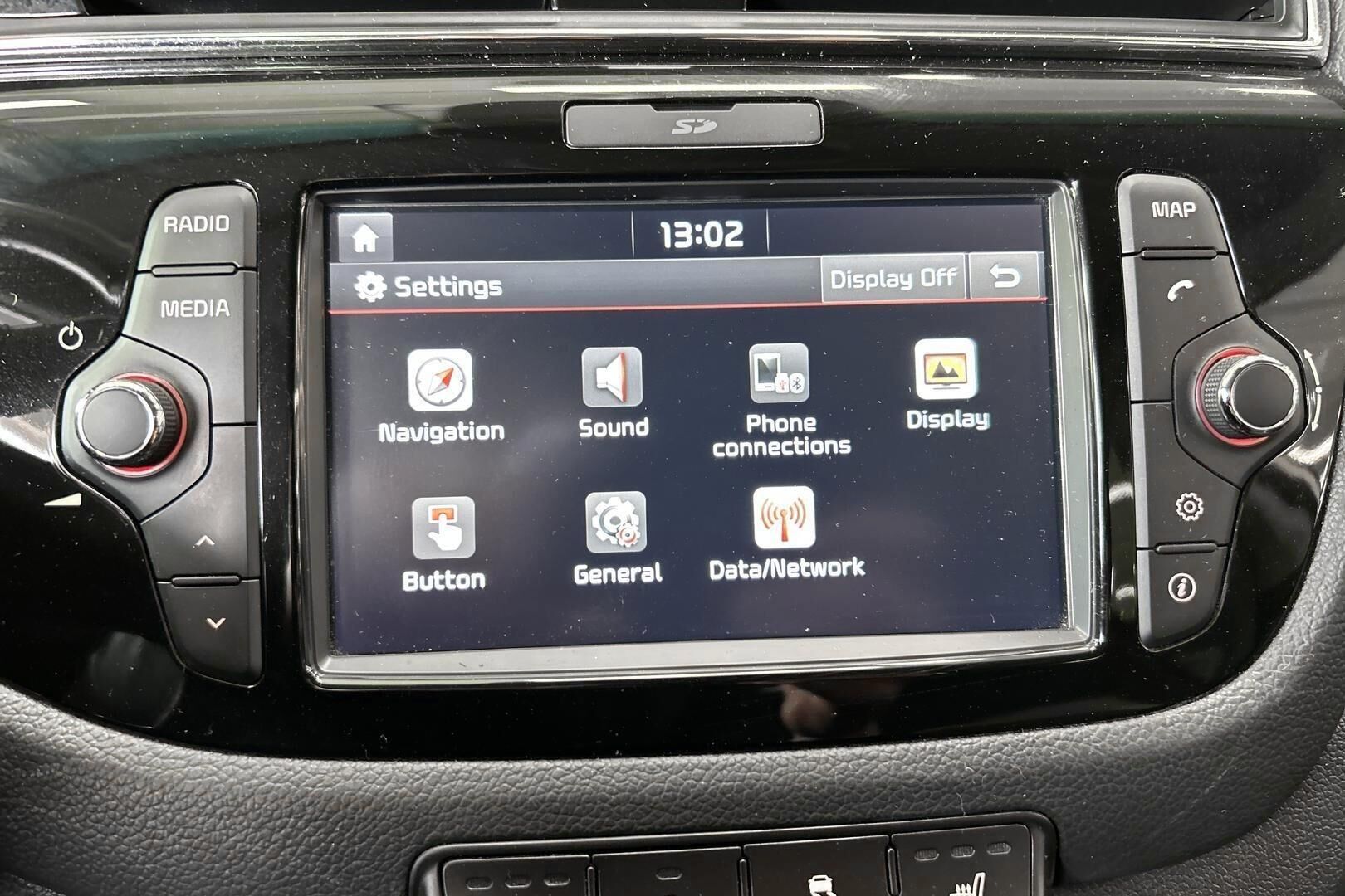 Kia cee'd iso kuva 17