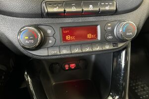 Kia cee'd esikatselu 18