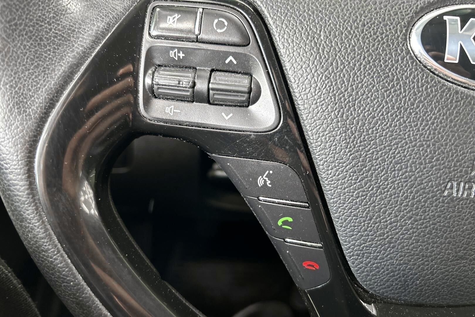 Kia cee'd iso kuva 22