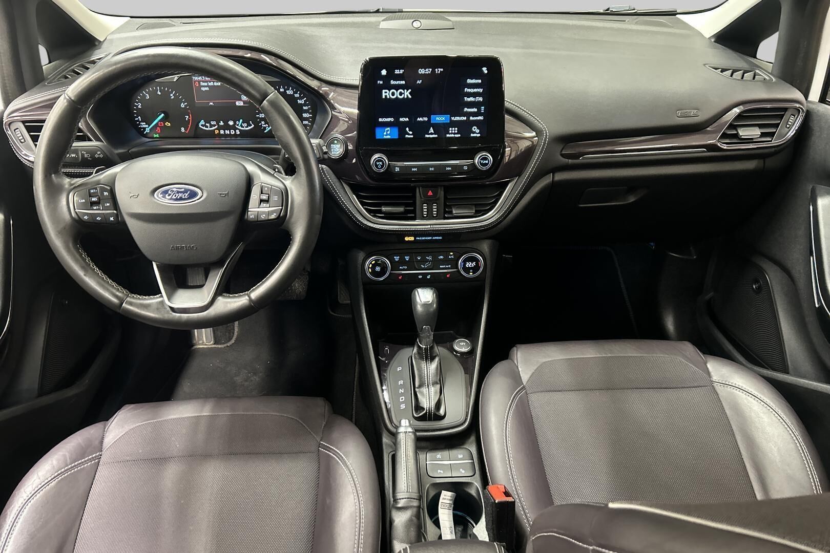 Ford Fiesta iso kuva 7