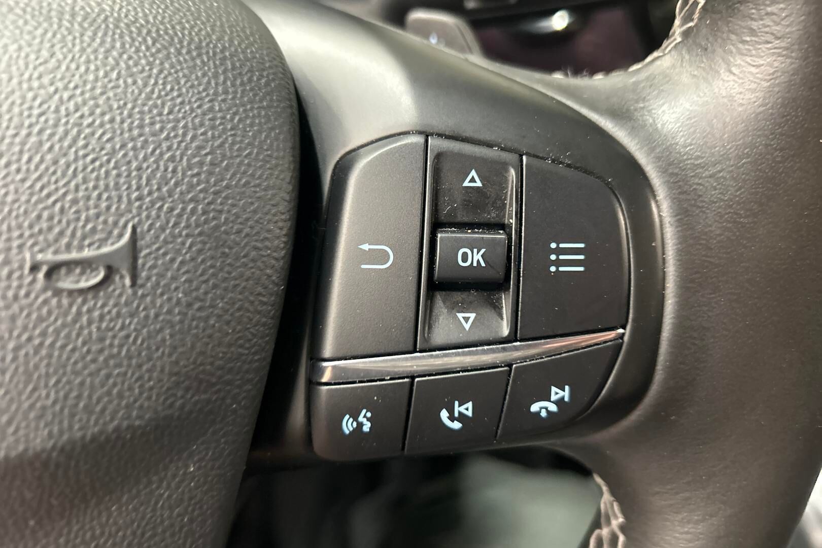 Ford Fiesta iso kuva 22