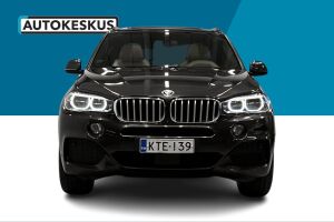 BMW X5 esikatselu 2